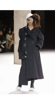 Yohji Yamamoto Fall 2018 Ready-to-Wear , Ёдзи Ямамото осень зима 2018 , Fashion show , неделя моды в Париже , PFW , Mainstyles